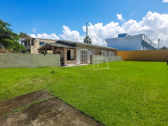 Casa para venda com 4 quartos , em PRAIA DAS PALMEIRAS com 200 m²