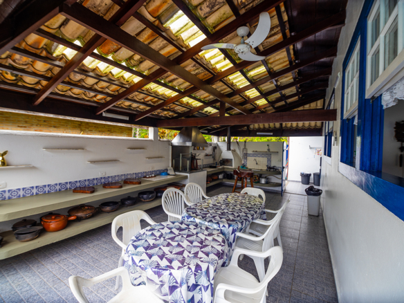 Casa de Condomínio para Venda com 7 quartos, em Praia Dura com 700m²