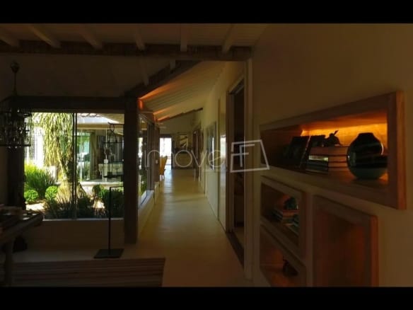 Casa de Condomínio para Venda com 5 quartos, em Mangaratiba com 900m²