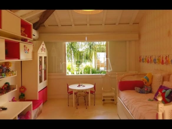 Casa de Condomínio para Venda com 5 quartos, em Mangaratiba com 900m²