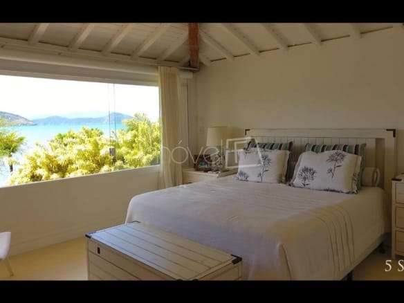 Casa de Condomínio para Venda com 5 quartos, em Mangaratiba com 900m²