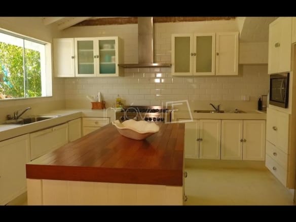 Casa de Condomínio para Venda com 5 quartos, em Mangaratiba com 900m²