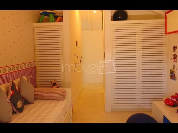 Casa de Condomínio para Venda com 5 quartos, em Mangaratiba com 900m²