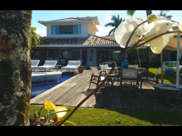 Casa de Condomínio para Venda com 5 quartos, em Mangaratiba com 900m²