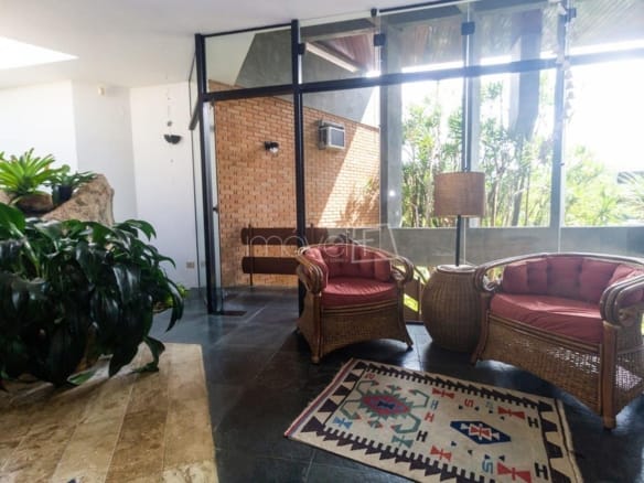 Casa de Condomínio para Venda com 4 suítes, em Ponta das Toninhas com 600m²