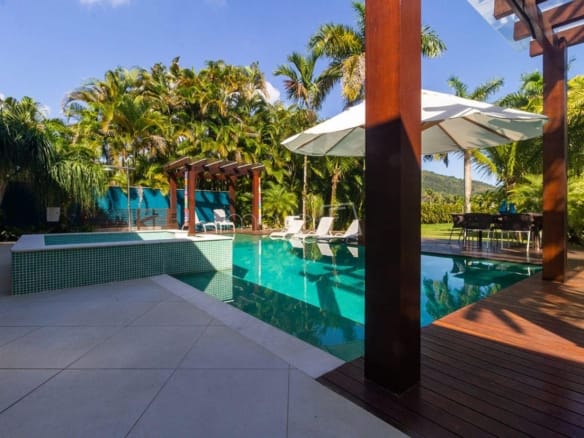 Casa no Condomínio Costa Verde Tabatinga com 8 quartos, na Praia de Tabatinga com 635m²