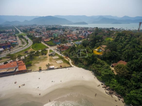Terreno para Venda , em PRAIA GRANDE com 3000m²