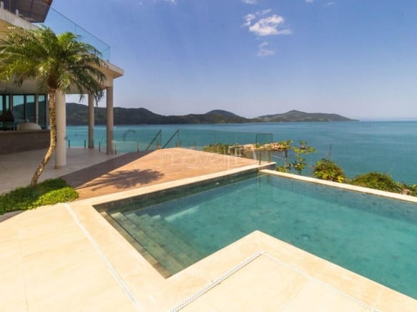 Casa de Condomínio para Venda com 10 quartos, em Praia de Santa Rita com 2530m²