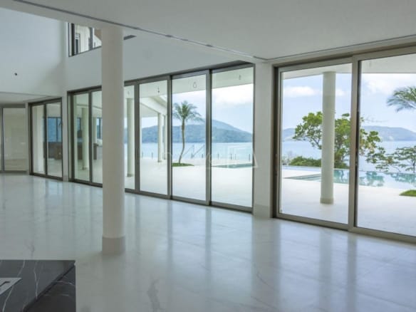 Casa de Condomínio para Venda com 10 quartos, em Praia de Santa Rita com 2530m²