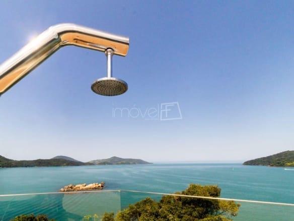 Casa de Condomínio para Venda com 10 quartos, em Praia de Santa Rita com 2530m²