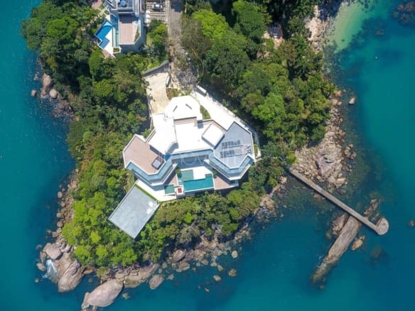 Casa de Condomínio para Venda com 10 quartos, em Praia de Santa Rita com 2530m²