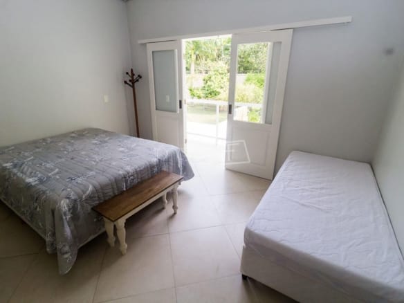 Casa no Condomínio Costa Verde Tabatinga com 6 quartos, na Praia de Tabatinga com 350m²