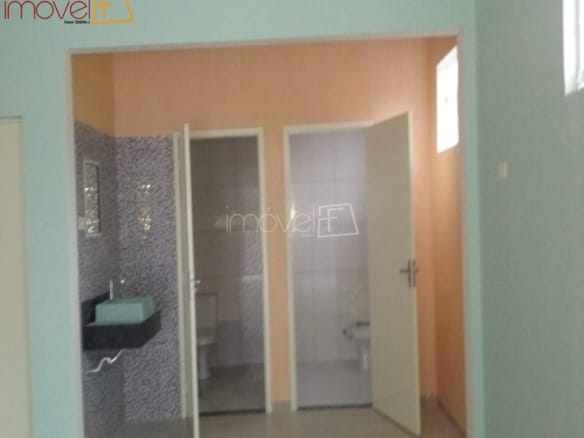 Ponto Comercial para Venda com 2 quartos, em Jardim das Palmeiras com 20000m²