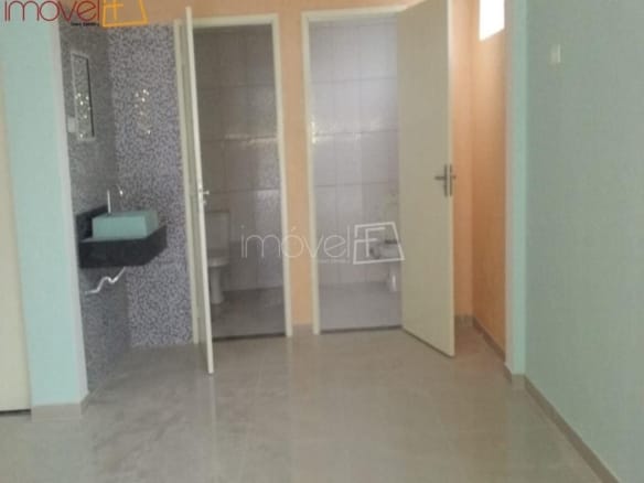 Ponto Comercial para Venda com 2 quartos, em Jardim das Palmeiras com 20000m²