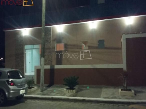 Ponto Comercial para Venda com 2 quartos, em Jardim das Palmeiras com 20000m²