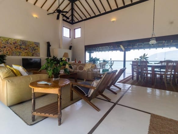 Casa para Venda com 6 quartos, em Ilhabela com 458m²