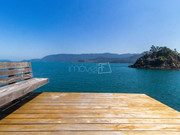 Casa para Venda com 6 quartos, em Ilhabela com 458m²
