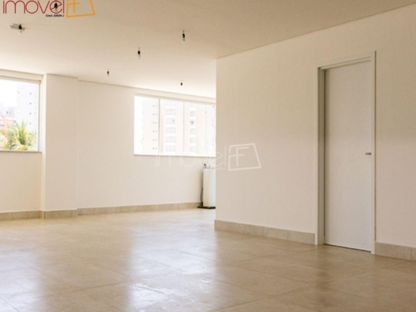 Apartamento para Venda com 3 quartos, em Poiares com 130m²
