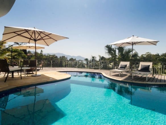 Casa para Venda com 4 quartos, em Ilhabela com 449m²