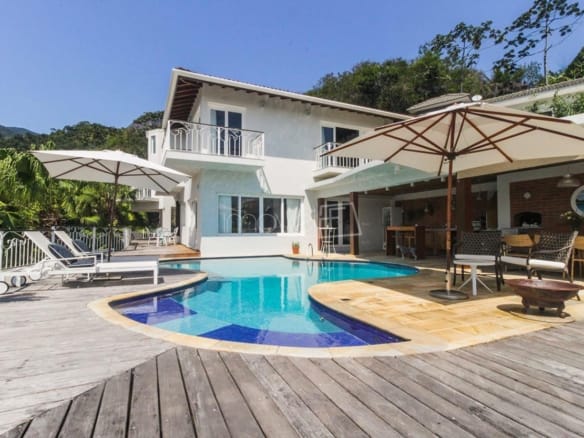 Casa para Venda com 4 quartos, em Ilhabela com 449m²