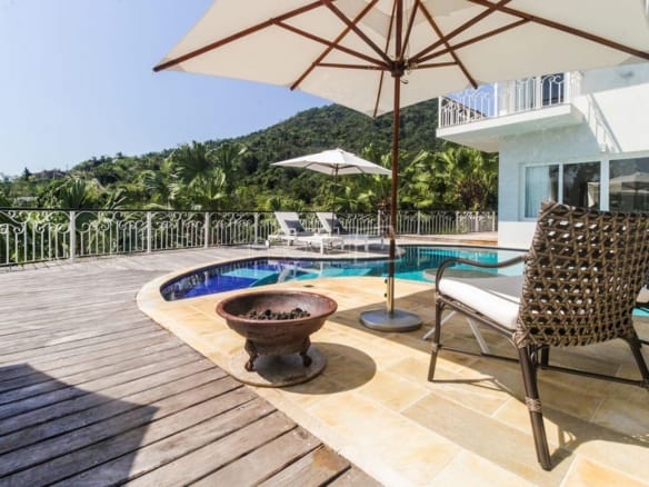 Casa para Venda com 4 quartos, em Ilhabela com 449m²