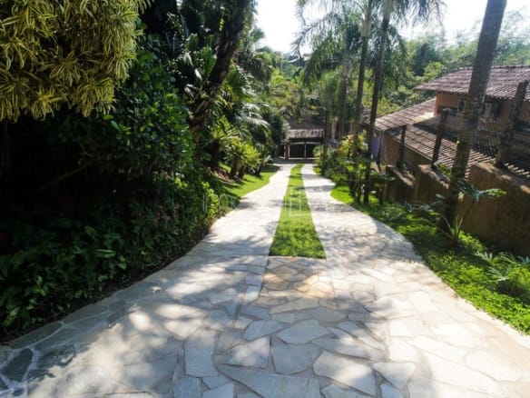 Casa para Venda com 4 quartos, em Ilhabela com 449m²