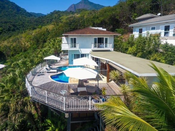 Casa para Venda com 4 quartos, em Ilhabela com 449m²