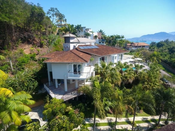 Casa para Venda com 4 quartos, em Ilhabela com 449m²
