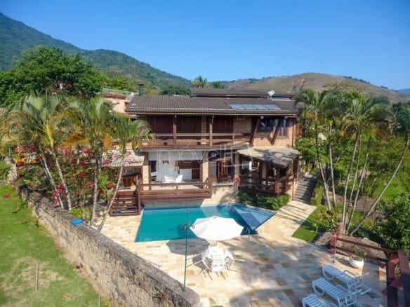 Casa para Venda com 4 quartos, em Engenho d Agua com 670m²