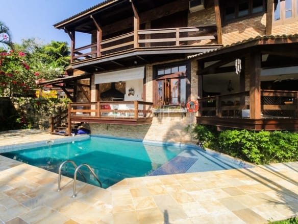 Casa para Venda com 4 quartos, em Engenho d Agua com 670m²