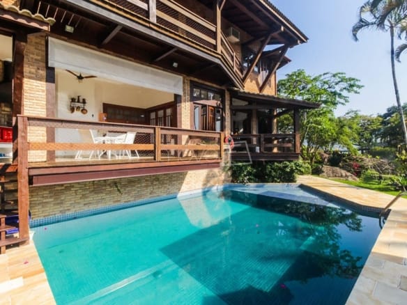 Casa para Venda com 4 quartos, em Engenho d Agua com 670m²