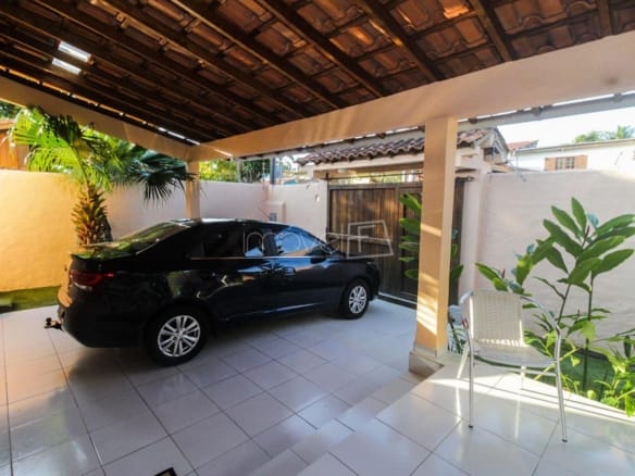 Casa para Venda com 4 quartos, em Ilhabela com 261,98m²