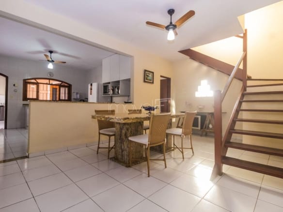 Casa para Venda com 4 quartos, em Ilhabela com 261,98m²