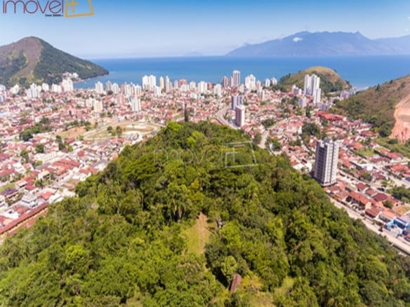 Terreno para Venda com  quartos, em Prainha com 200000m²