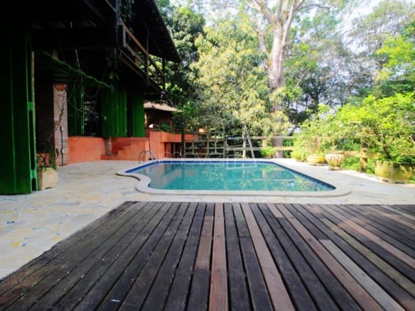 Casa de Condomínio para Venda com 4 quartos, em Verde Mar com 300m²