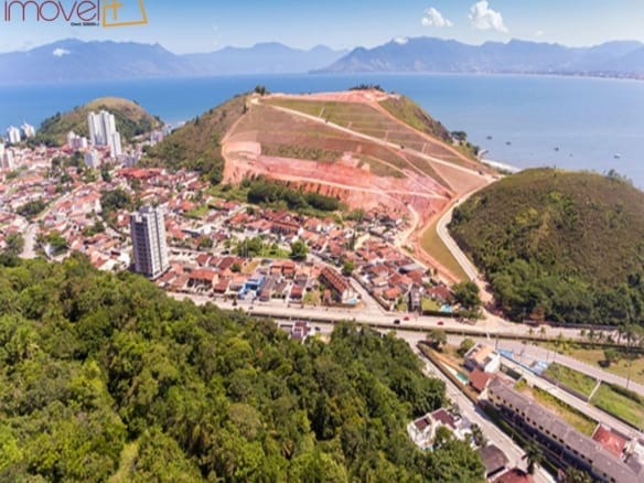 Terreno para Venda com  quartos, em Prainha com 200000m²