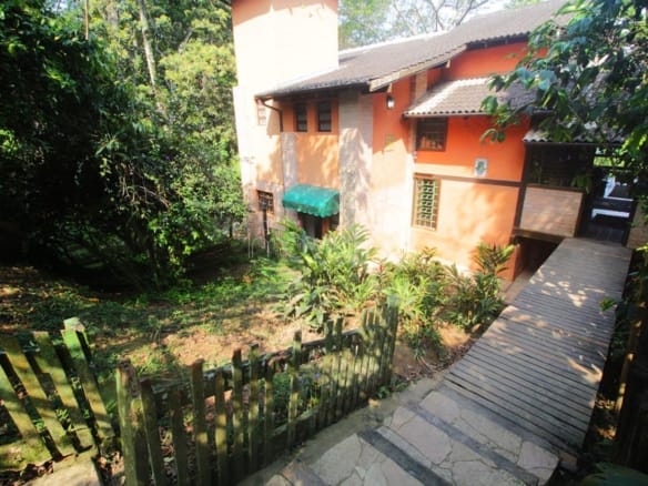 Casa de Condomínio para Venda com 4 quartos, em Verde Mar com 300m²