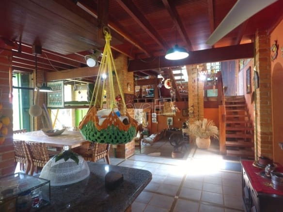 Casa de Condomínio para Venda com 4 quartos, em Verde Mar com 300m²