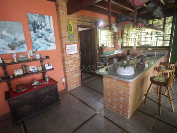 Casa de Condomínio para Venda com 4 quartos, em Verde Mar com 300m²
