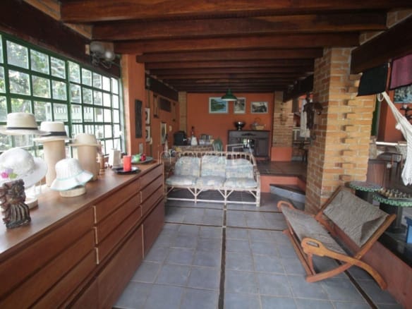 Casa de Condomínio para Venda com 4 quartos, em Verde Mar com 300m²
