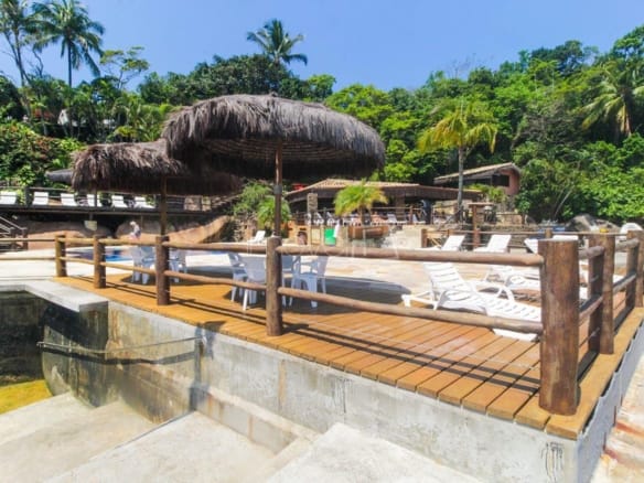 Casa de Condomínio para Venda com 4 quartos, em Ilhabela com 147m²