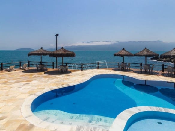 Casa de Condomínio para Venda com 4 quartos, em Ilhabela com 147m²