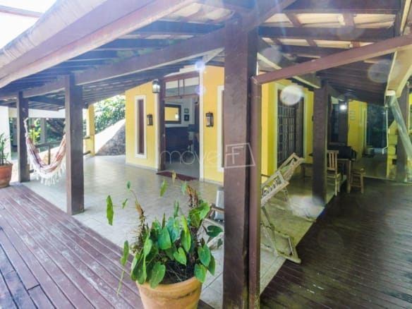 Casa de Condomínio para Venda com 4 quartos, em Ilhabela com 147m²