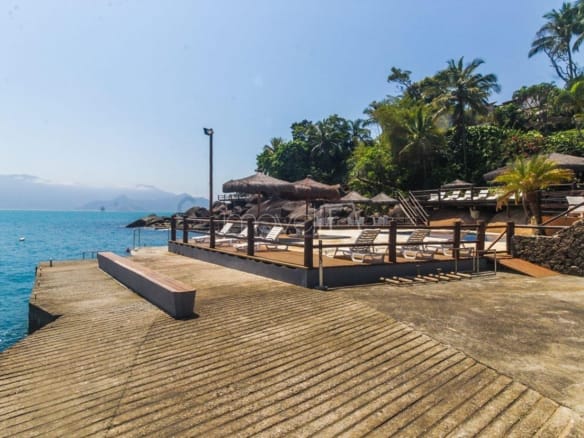 Casa de Condomínio para Venda com 4 quartos, em Ilhabela com 147m²