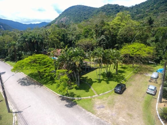 Casa de Condomínio para Venda com 5 quartos, em Praia da Mococa com 300m²