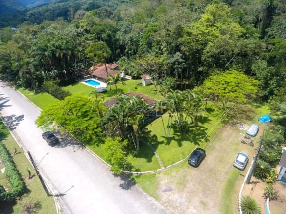 Casa de Condomínio para Venda com 5 quartos, em Praia da Mococa com 300m²