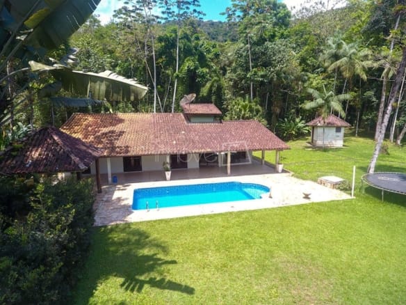 Casa de Condomínio para Venda com 5 quartos, em Praia da Mococa com 300m²