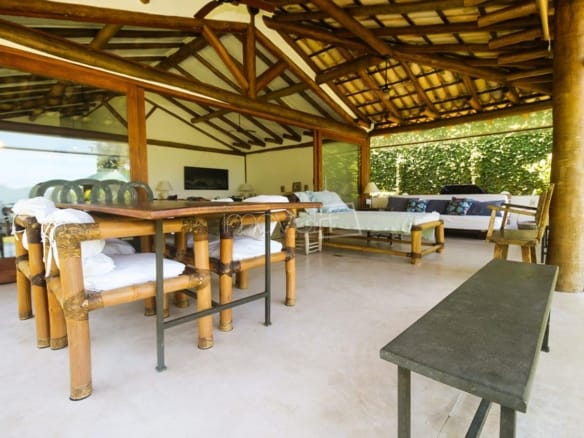 Casa de Condomínio para Venda com 3 quartos, em Praia Dura com 169m²