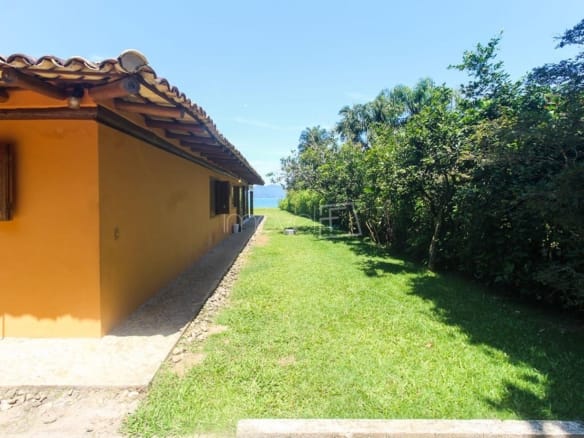 Casa de Condomínio para Venda com 3 quartos, em Praia Dura com 169m²