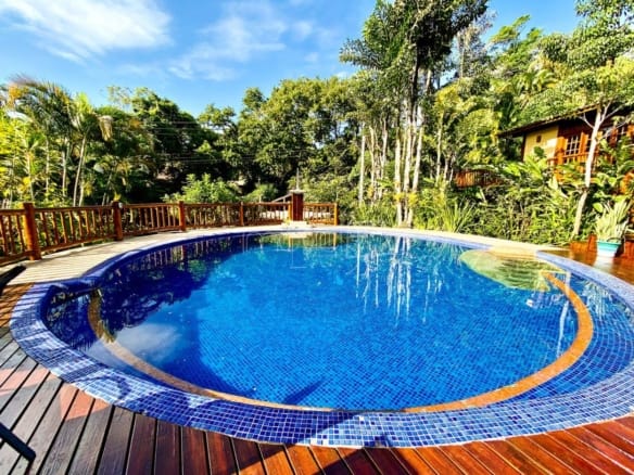 Casa de Condomínio para Venda com 7 quartos, em Ponta da Sela com 458m²